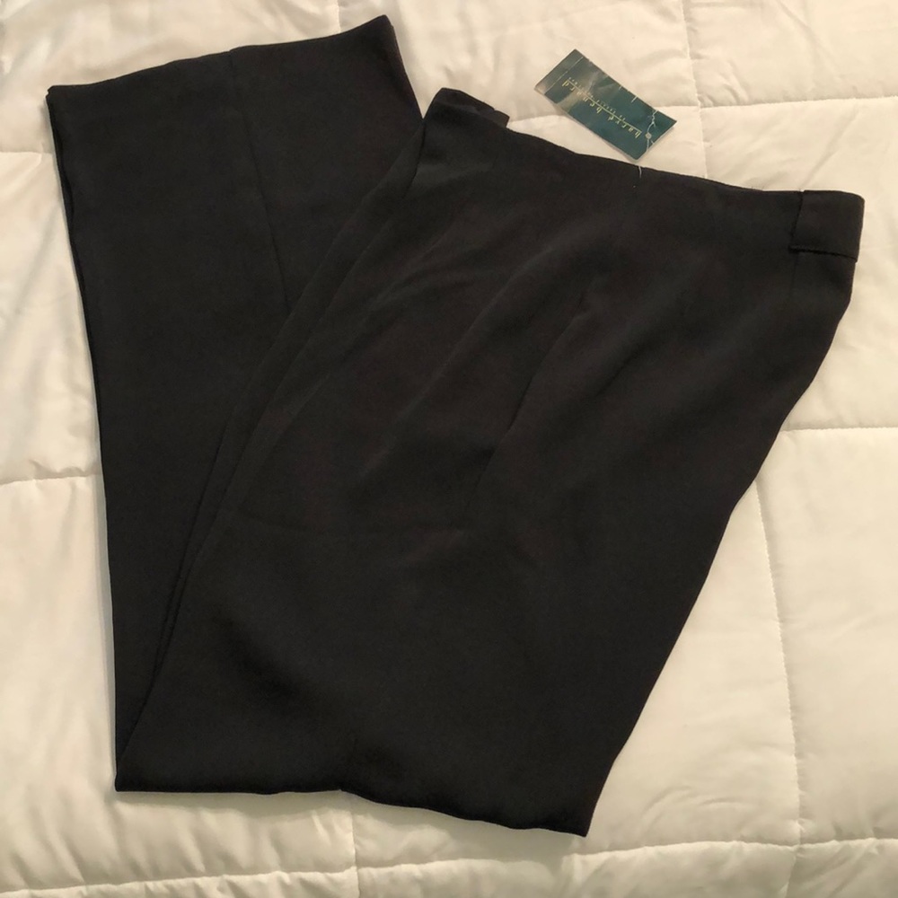 Harve Benard trouser style black pants.